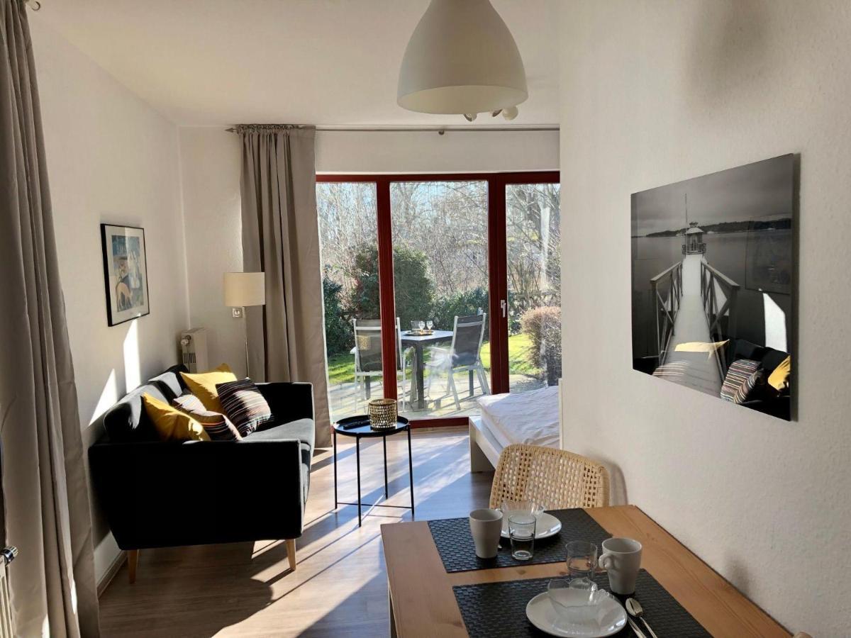 Ferienwohnung-Klaus-Stoertebeker-Mit-Sonnenterrasse-Garten-Zwischen-Strand-Wald-Und-Wiese Gustow  ภายนอก รูปภาพ