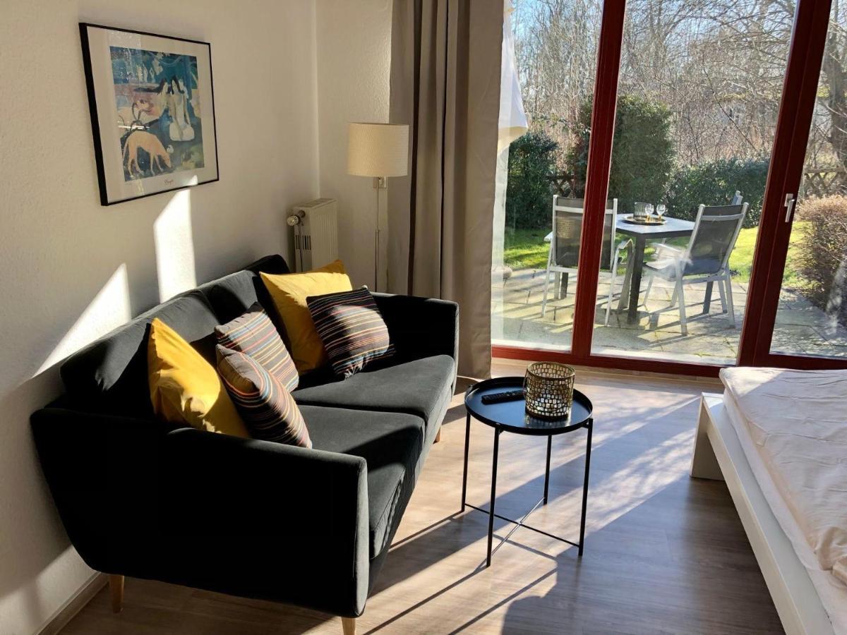 Ferienwohnung-Klaus-Stoertebeker-Mit-Sonnenterrasse-Garten-Zwischen-Strand-Wald-Und-Wiese Gustow  ภายนอก รูปภาพ