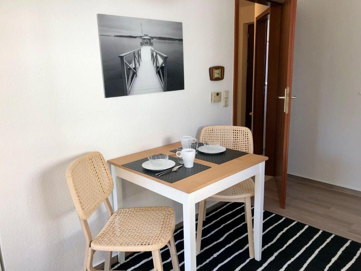 Ferienwohnung-Klaus-Stoertebeker-Mit-Sonnenterrasse-Garten-Zwischen-Strand-Wald-Und-Wiese Gustow  ภายนอก รูปภาพ