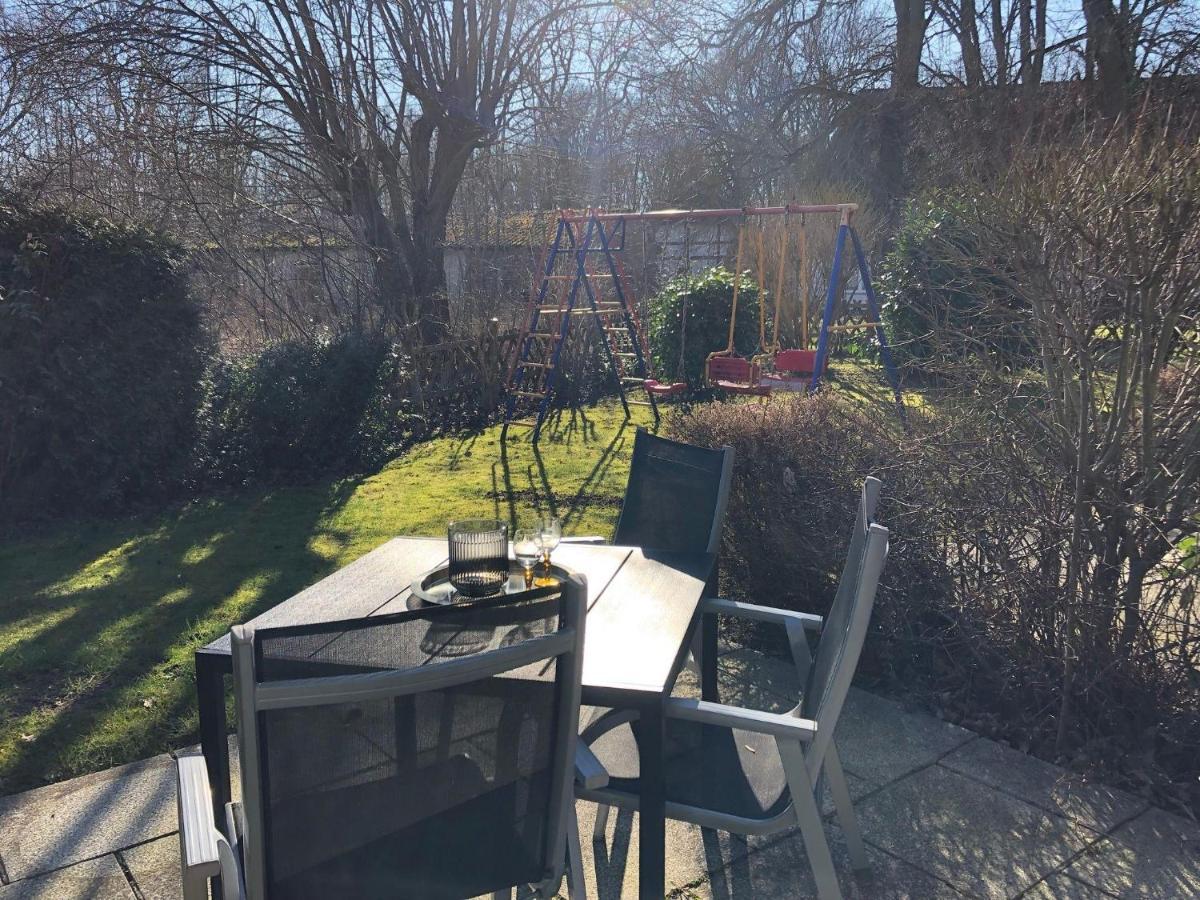Ferienwohnung-Klaus-Stoertebeker-Mit-Sonnenterrasse-Garten-Zwischen-Strand-Wald-Und-Wiese Gustow  ภายนอก รูปภาพ